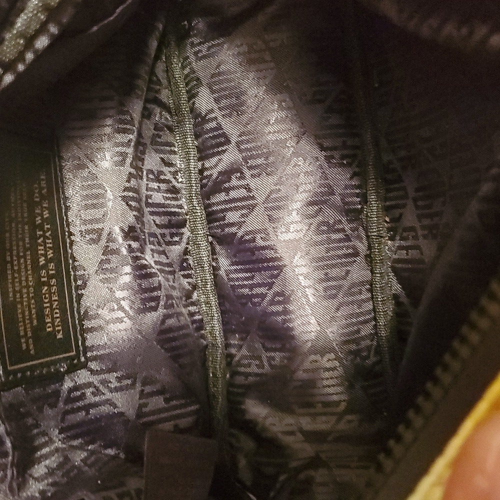 Kurt geiger camera bag.multicolor crossbody. - Picture 5 of 8